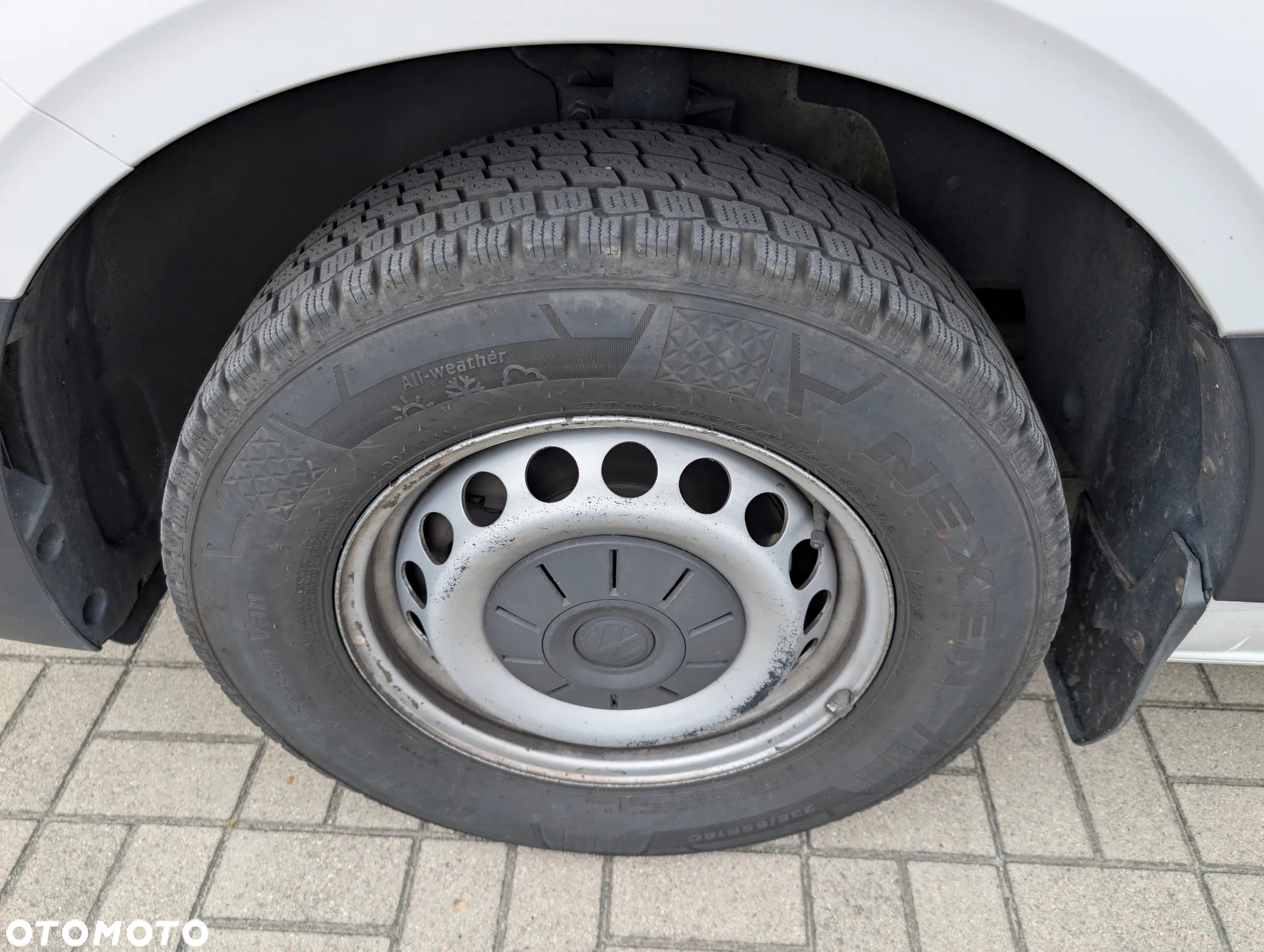 Volkswagen Crafter brygadówka 6 osób, ładowność 1177kg, Krajowy - 27
