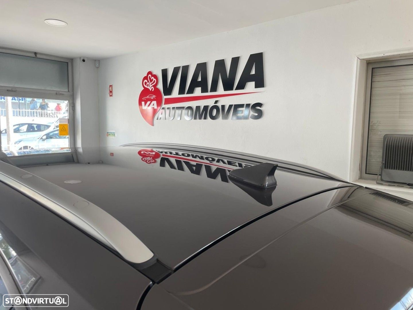 Hyundai i30 SW 1.6 CRDi Comfort+Navi - 32