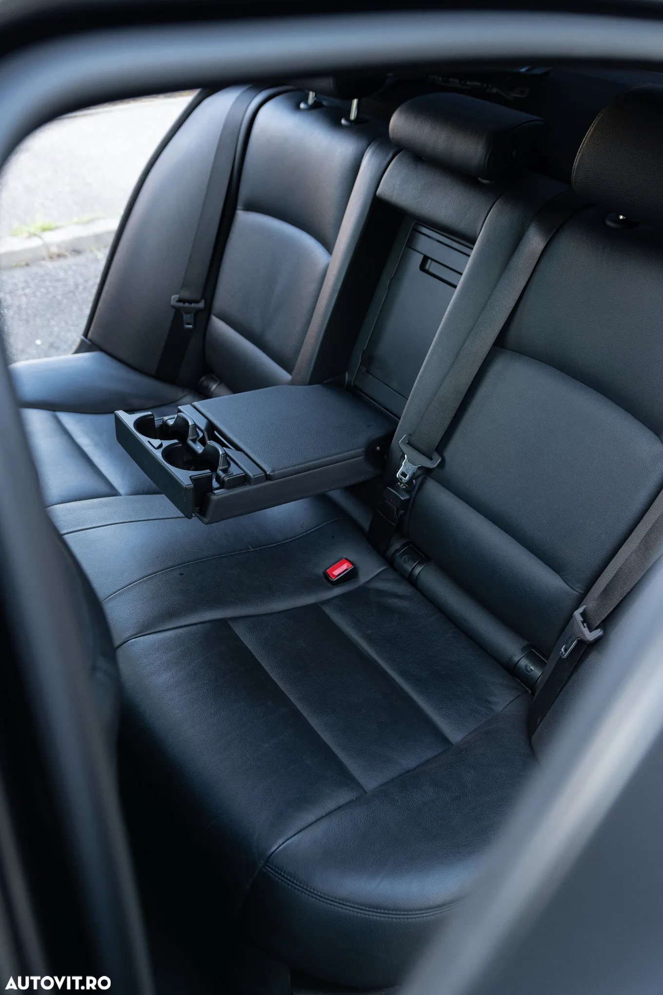 BMW Seria 5 520d xDrive - 9