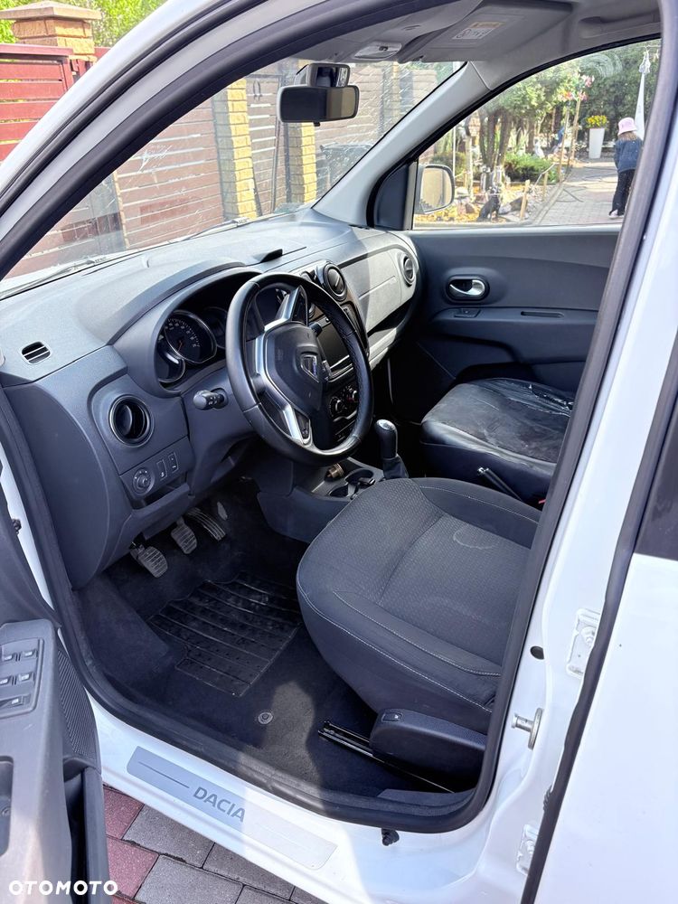 Dacia Lodgy 1.6 SCe Laureate S&S - 9