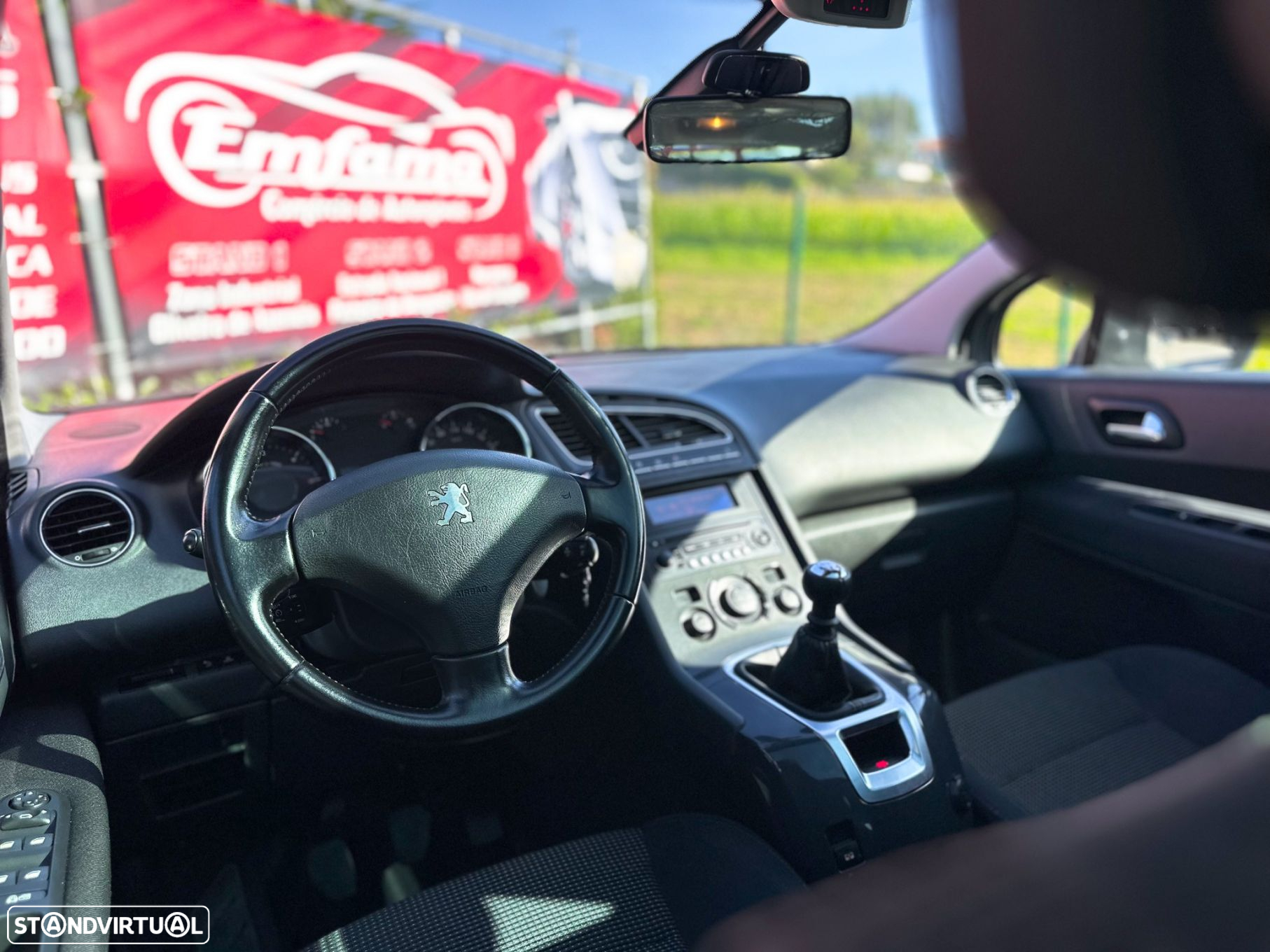 Peugeot 5008 - 12