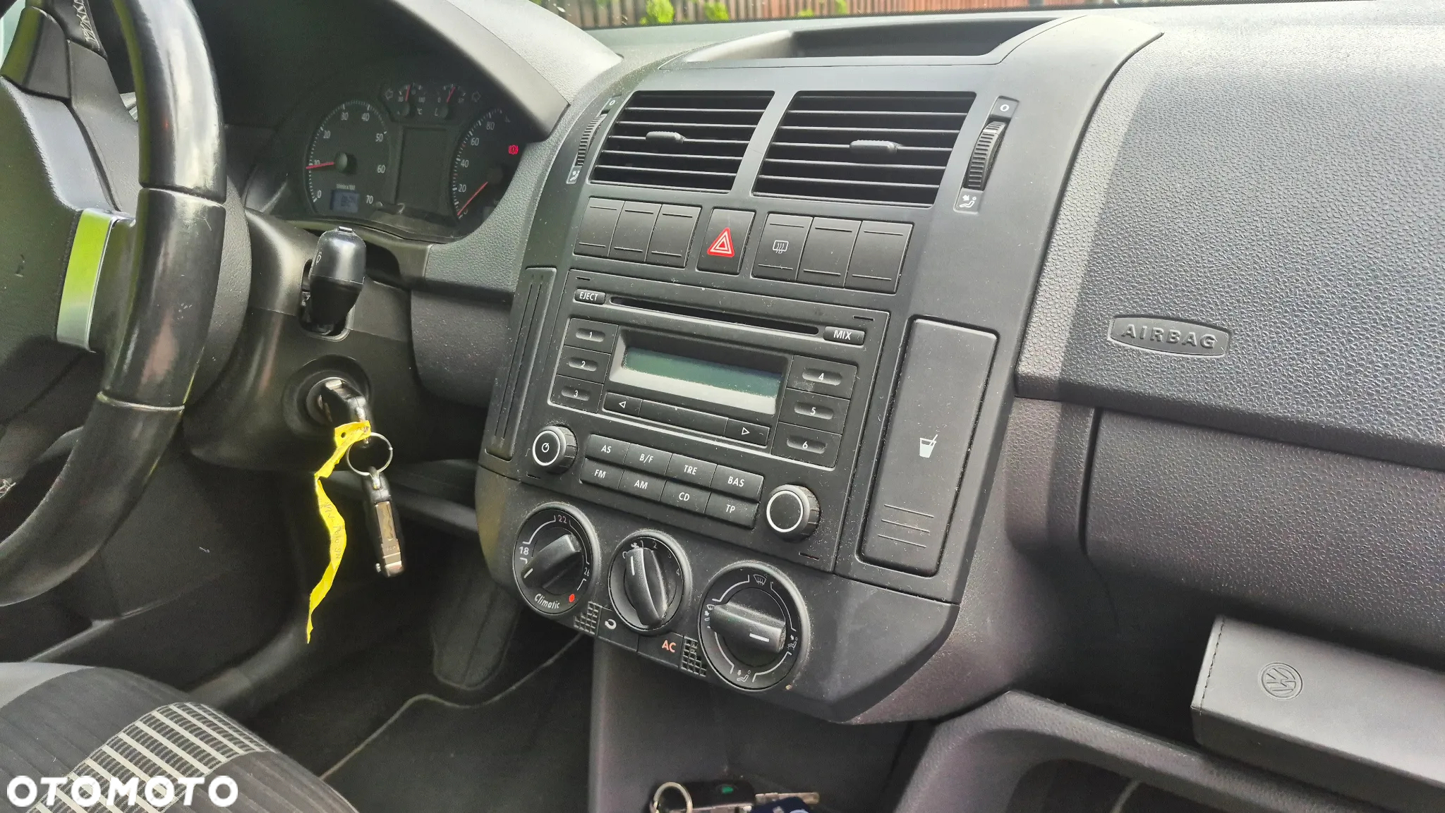 Volkswagen Polo 1.2 Entry - 20