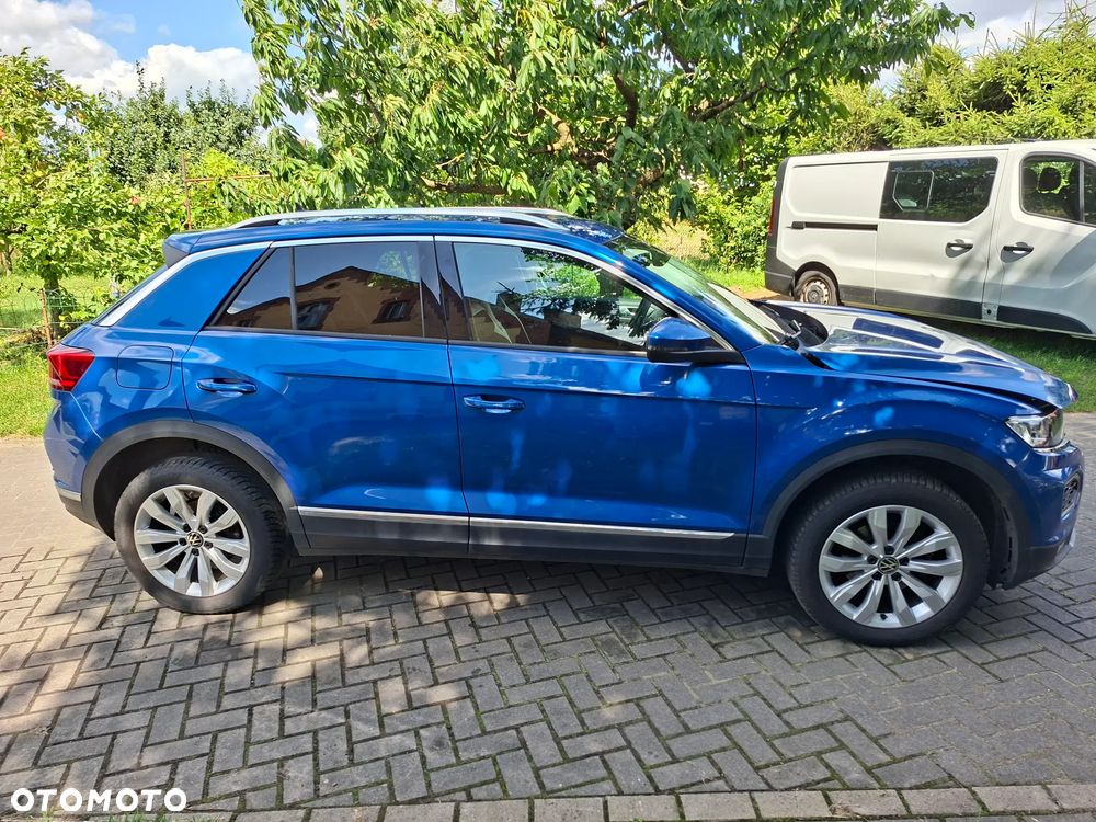 Volkswagen T-Roc 1.5 TSI ACT OPF DSG IQ.DRIVE - 11