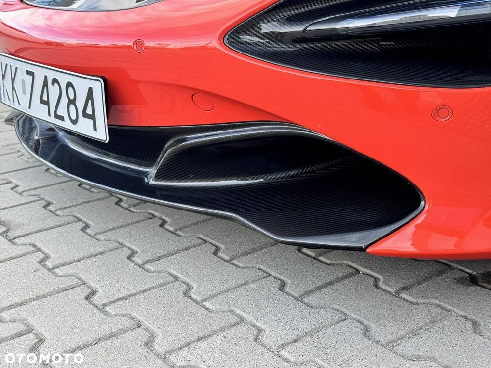 McLaren 720S Spider Performance - 12