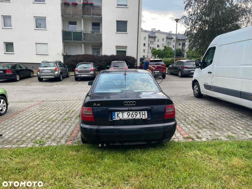 Audi A4 Avant - 14