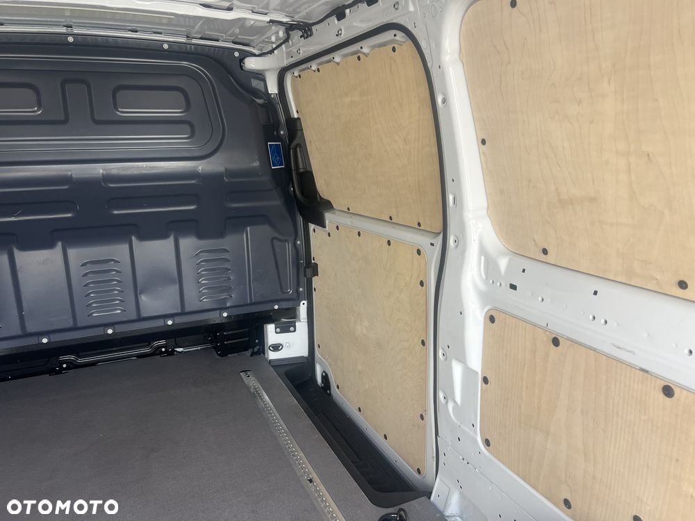 Mercedes-Benz Vito - 11