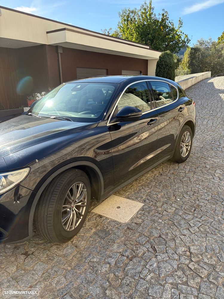 Alfa Romeo Stelvio 2018 photo 4