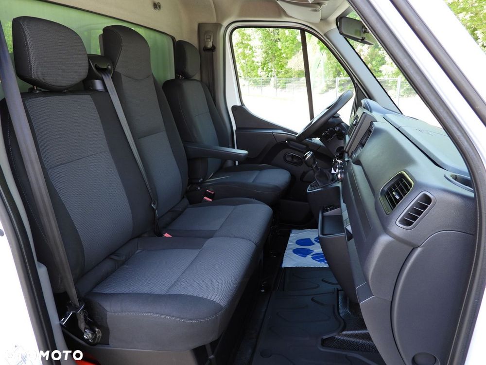 Renault MASTER  KONTENER WINDA 8 PALET TEMPOMAT NAWIGACJA LEDY BLIŹNIACZE KOŁA KLIMATYZACJA  145KM - 39