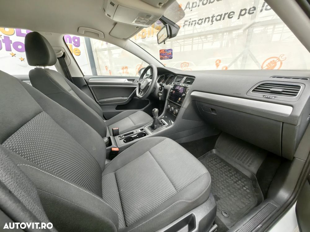 Volkswagen Golf 1.0 TSI Comfortline - 7
