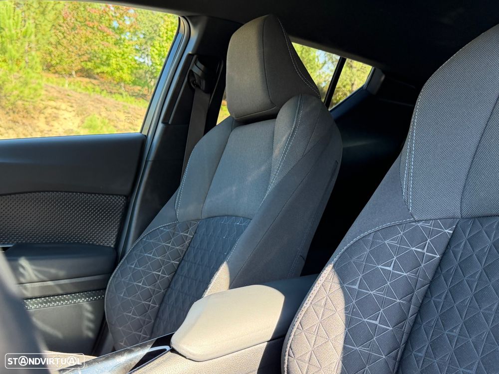 Toyota C-HR 1.8 Hybrid Square Collection - 47