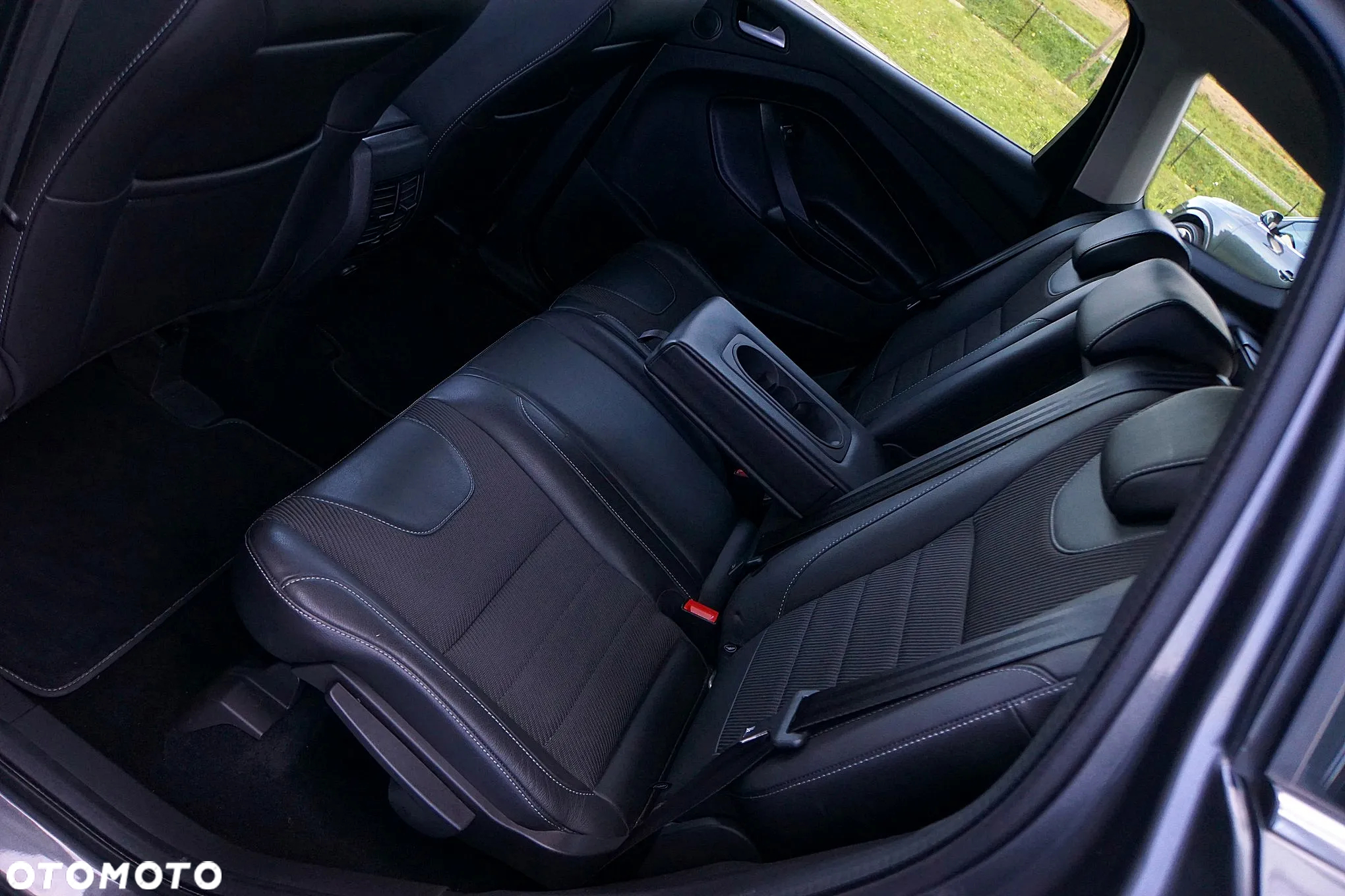 Ford Kuga 2.0 TDCi 4x4 ST-Line - 27