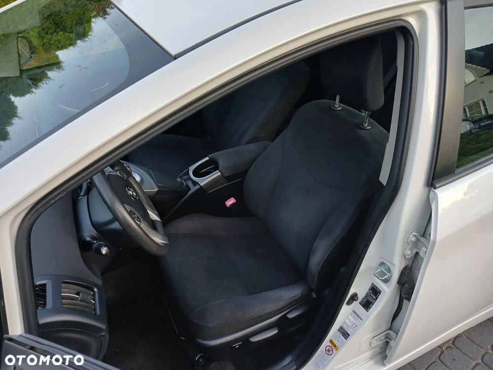 Toyota Prius - 18