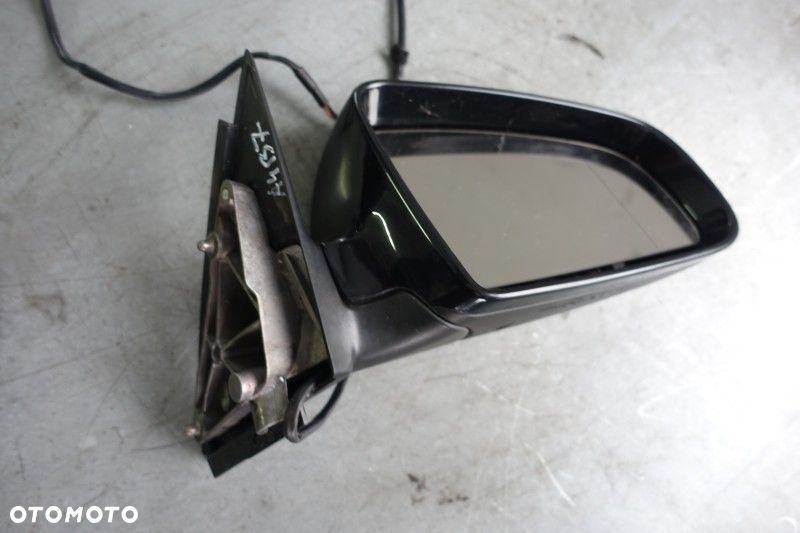 LUSTERKO PRAWE AUDI A4 B7 5PIN LC9Z - 3