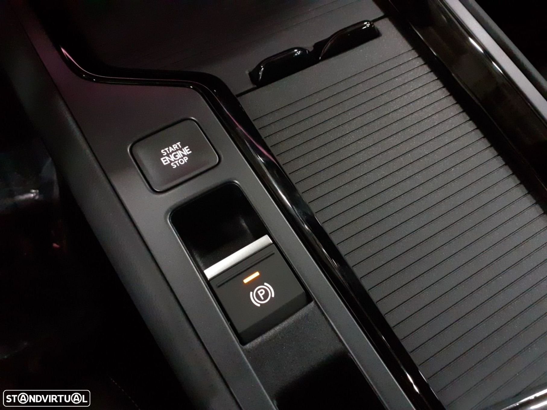 VW Passat Variant 1.5 TSI eHybrid R-Line DSG - 21