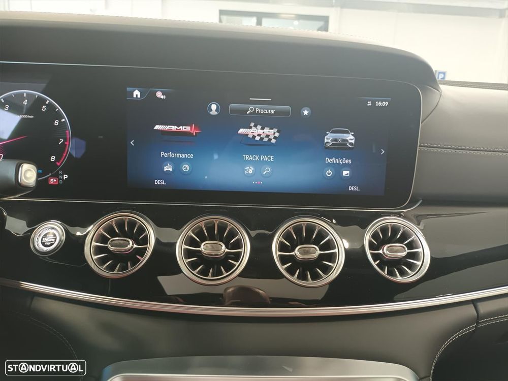 Mercedes-Benz AMG GT 53 4Matic+ - 26
