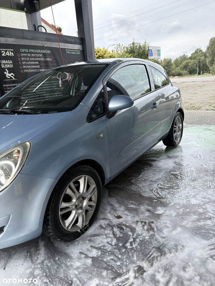 Opel Corsa - 3