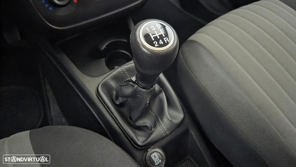 Fiat Punto 1.3 M-Jet Easy S&S - 16