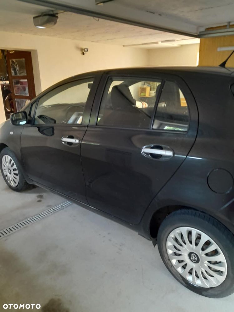 Toyota Yaris 1.0 Active - 7
