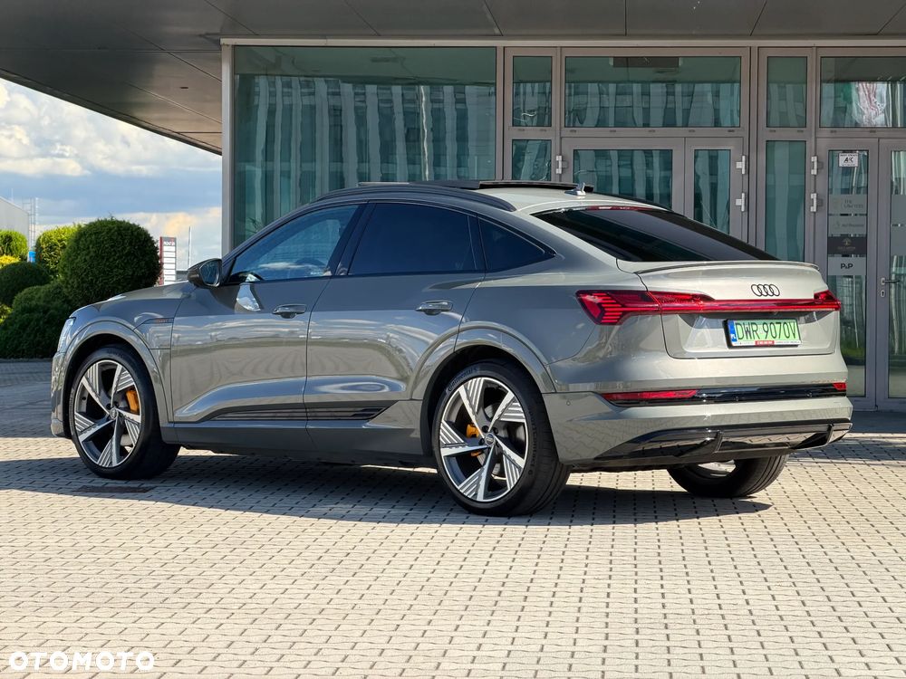 Audi e-tron 55 Quattro S Line - 8