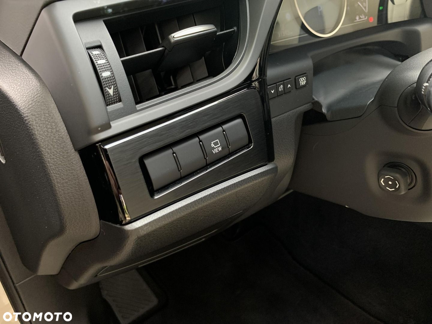 Lexus ES - 19