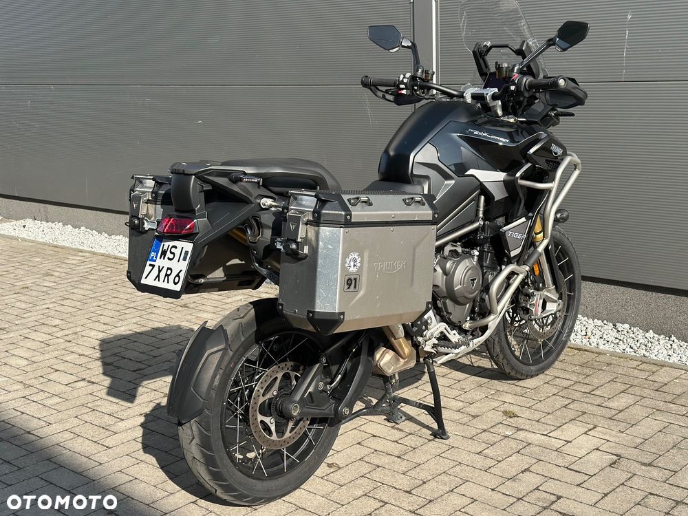 Triumph Tiger - 12
