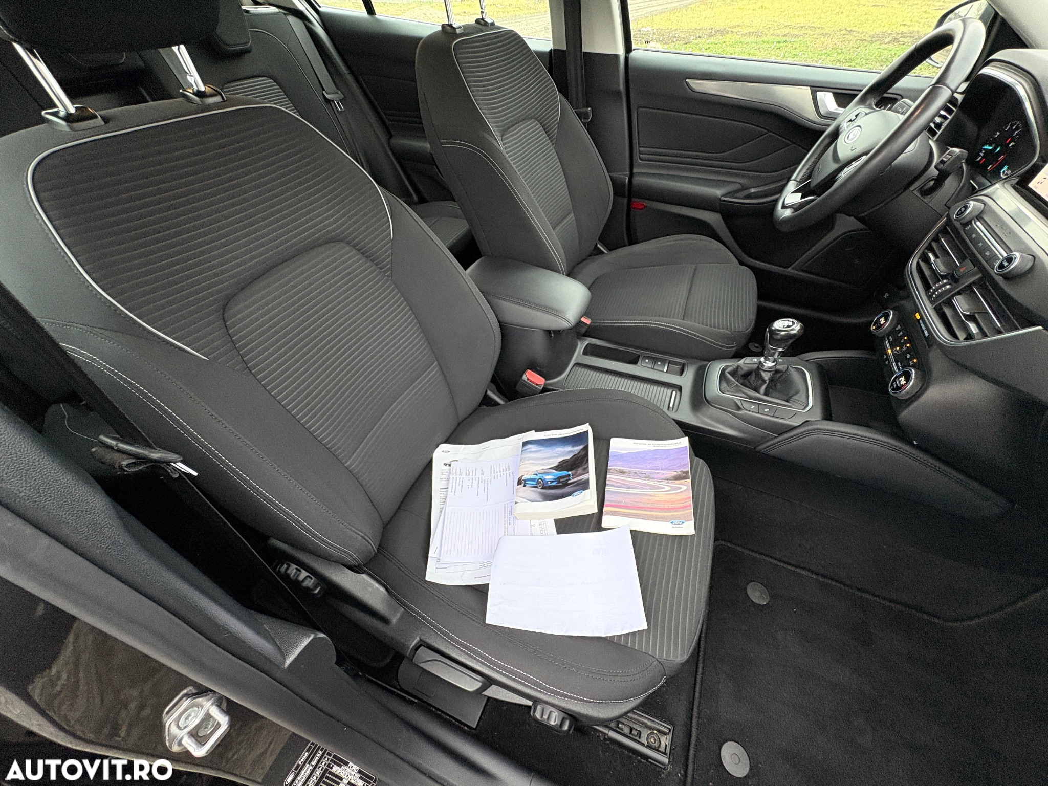 Ford Focus - 27