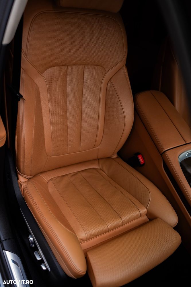 BMW Seria 7 730d - 12