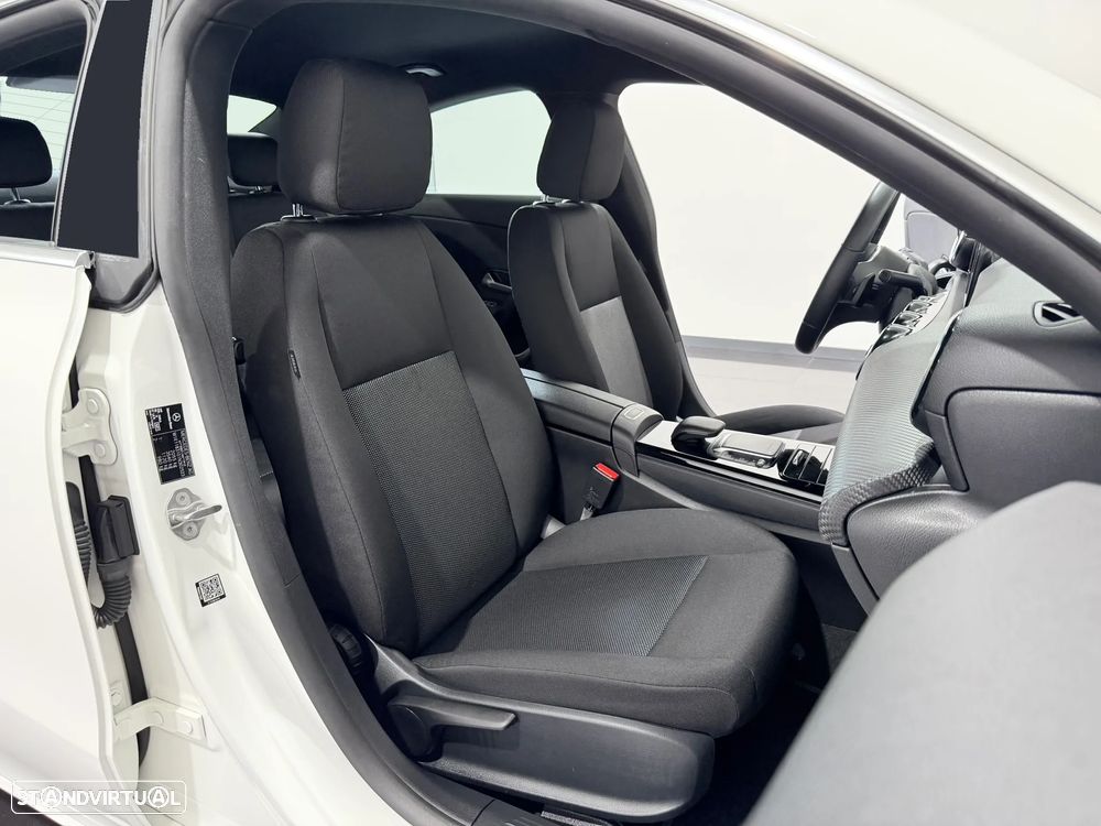 Mercedes-Benz CLA 180 d Progressive Aut. - 36