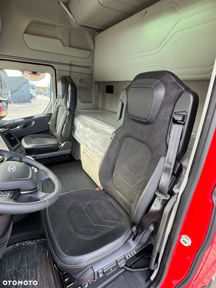 Ford F-MAX 510 Gen 2 - 13