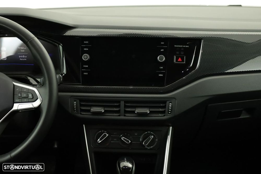 VW Taigo 1.0 TSI Urban DSG - 9