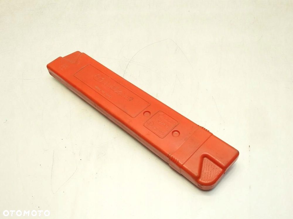 TRÓJKĄT OSTRZEGAWCZY MAZDA CX-7 - 7