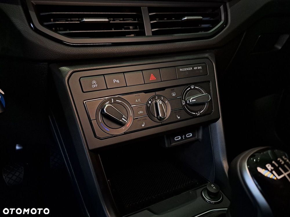 Volkswagen T-Cross 1.0 TSI - 25