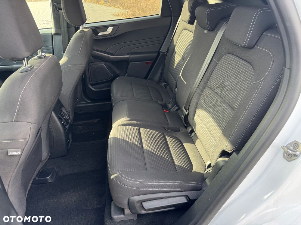 Ford Kuga 2.5 FHEV FWD Titanium - 20