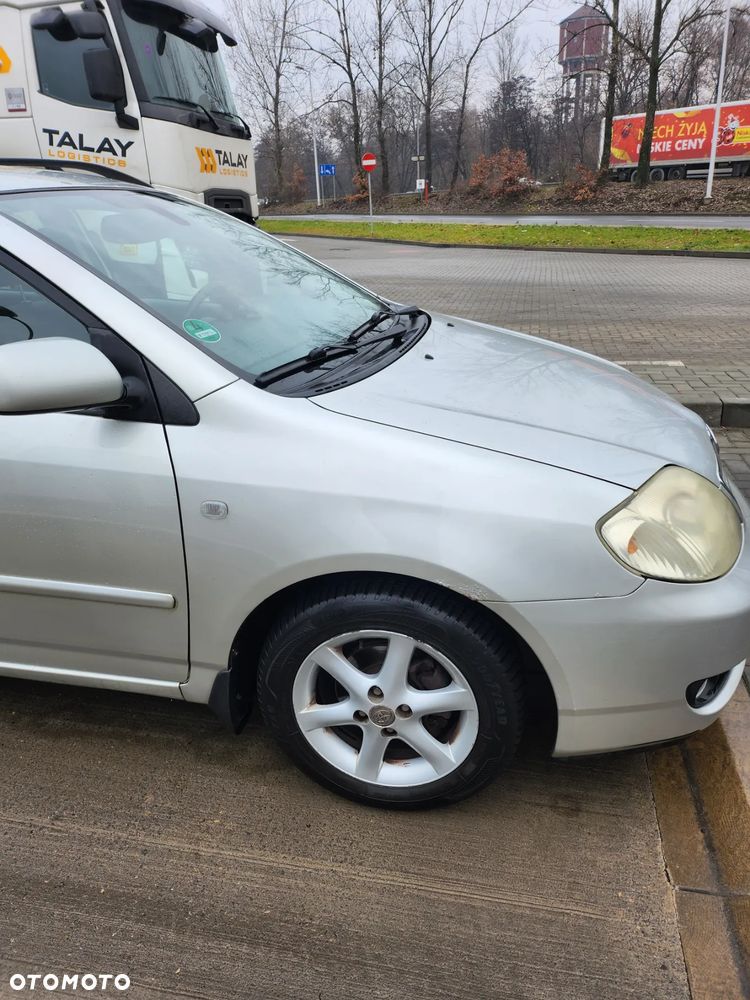 Toyota Corolla 1.6 VVT-i Sol (air6) - 25