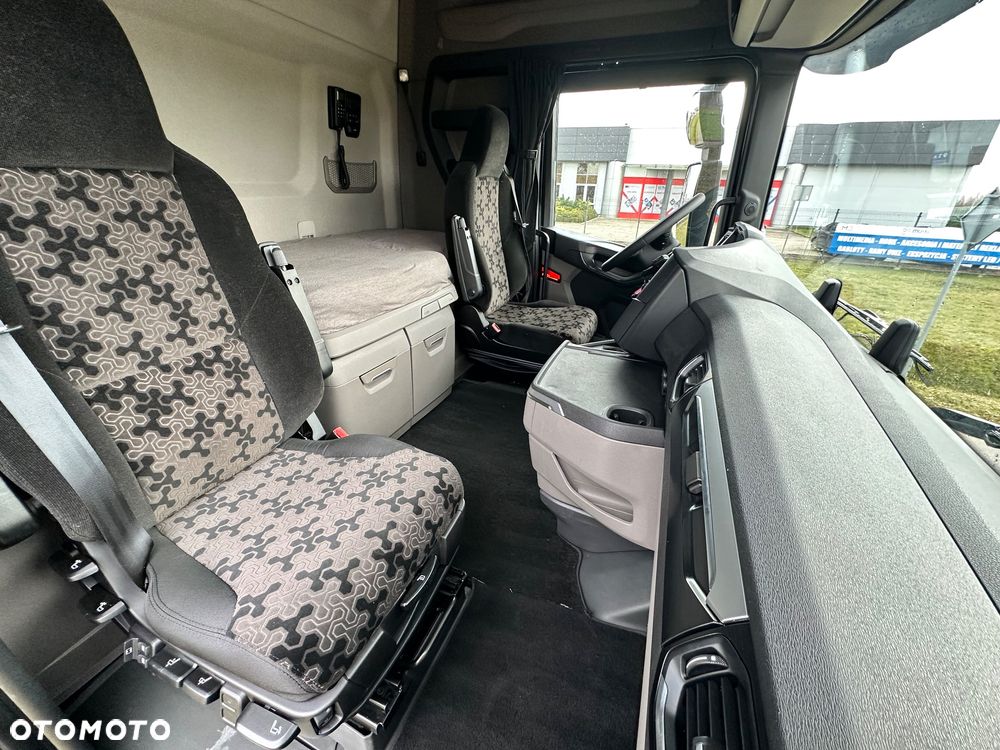 Scania S450 6x2 Rama Rozstaw 5m Poduszki przód Bogata Opcja Laweta BDF - 26