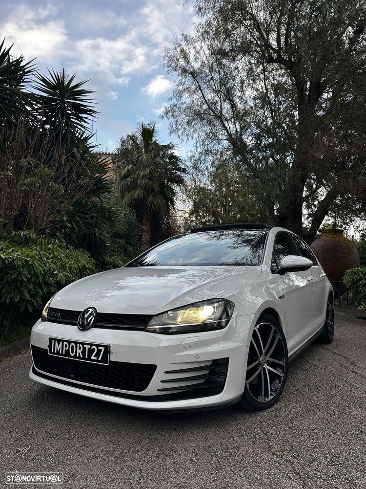 VW Golf 2.0 TDI GTD DSG - 4