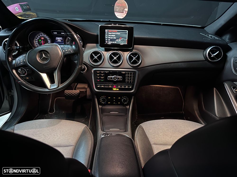 Mercedes-Benz GLA 220 - 6