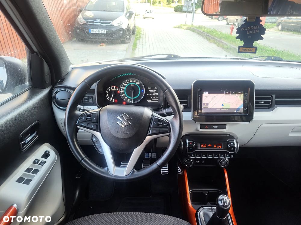 Suzuki Ignis 1.2 Premium - 24