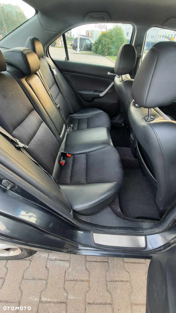 Honda Accord - 16