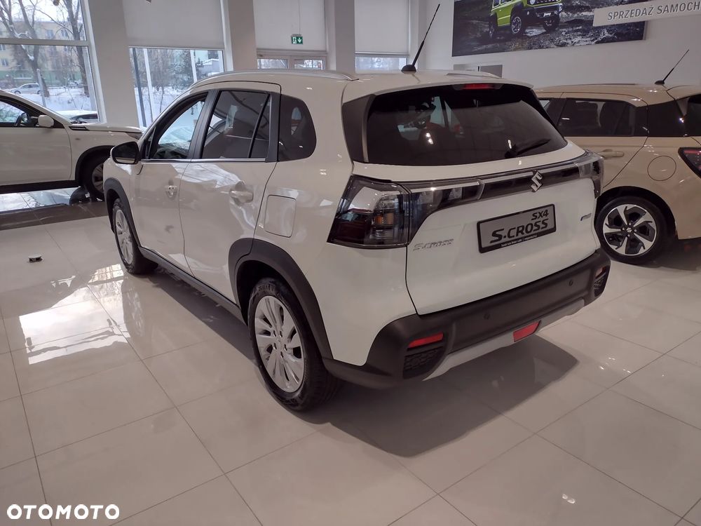 Suzuki S-Cross - 4