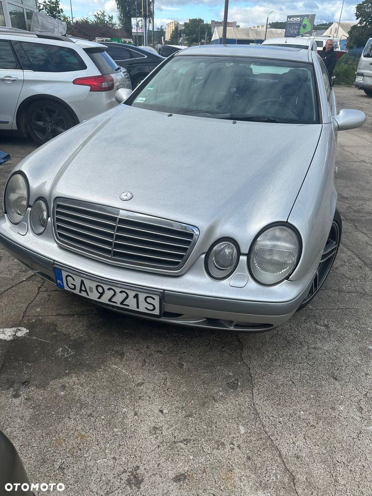 Mercedes-Benz CLK - 1