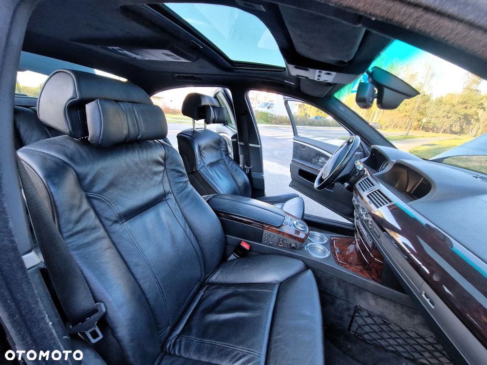BMW Seria 7 760i - 13