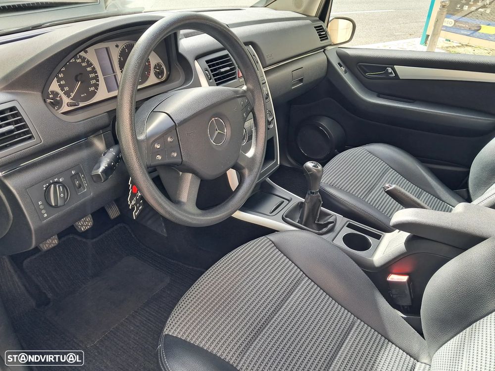 Mercedes-Benz B 150 - 39