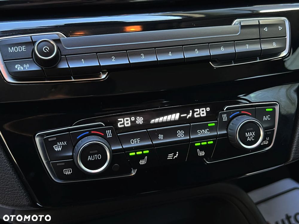 BMW X1 sDrive20d - 29