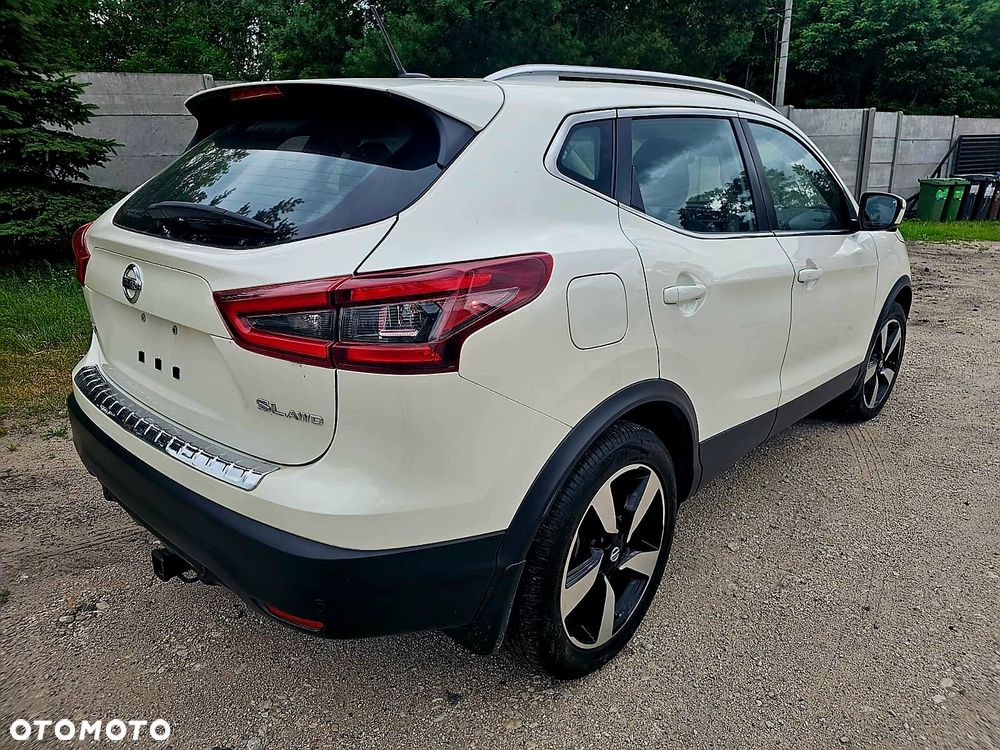 Nissan Qashqai - 2