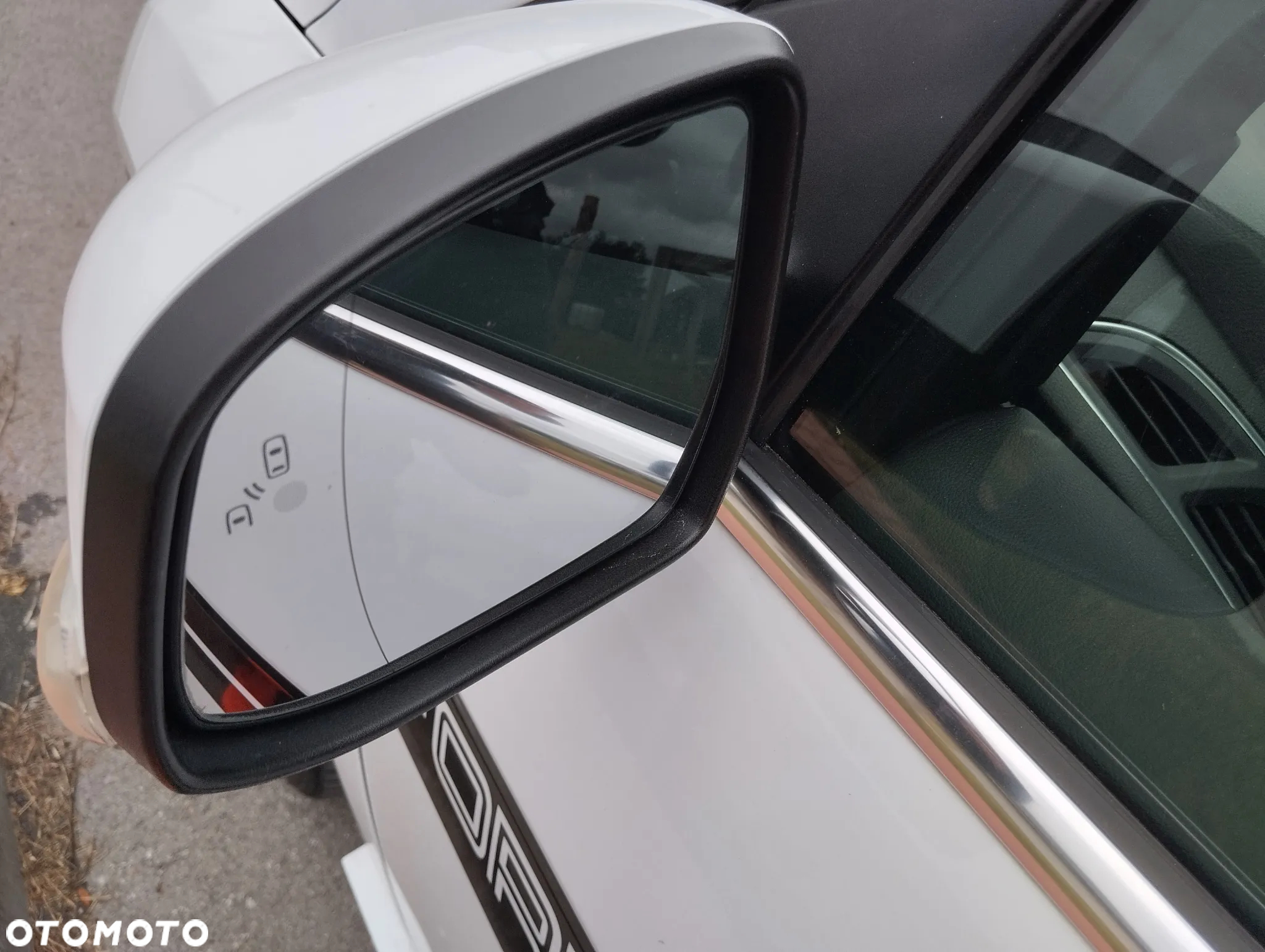 Ford Focus 1.6 EcoBoost Start-Stopp-System Champions Edition - 28
