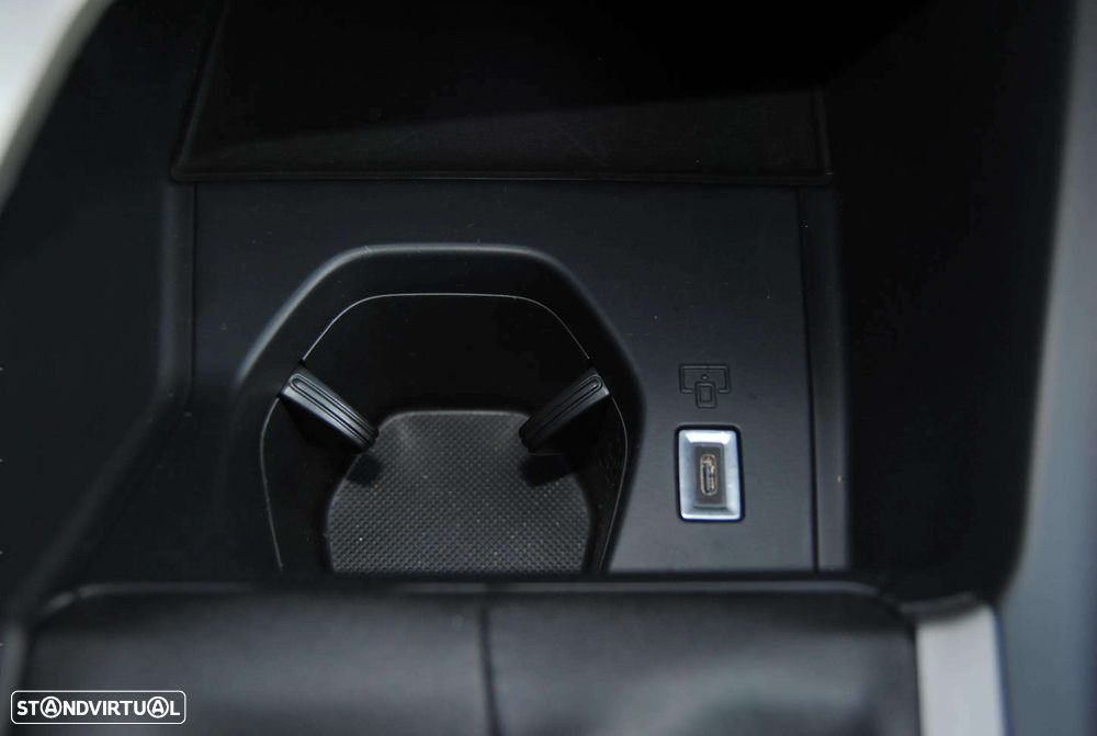 Peugeot 308 1.2 PureTech Active Pack - 38