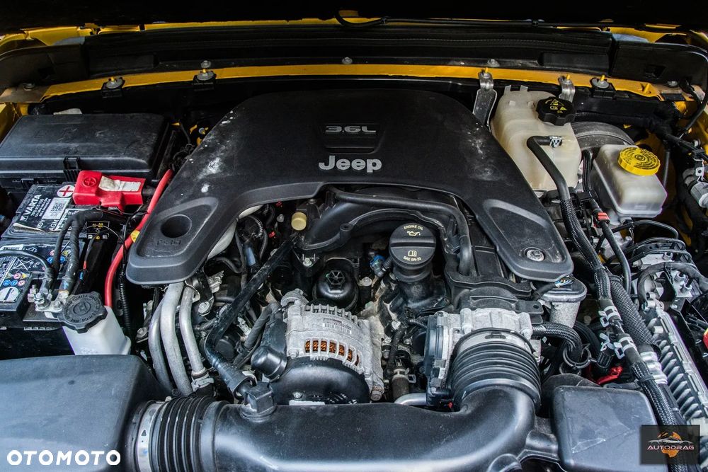 Jeep Wrangler - 34