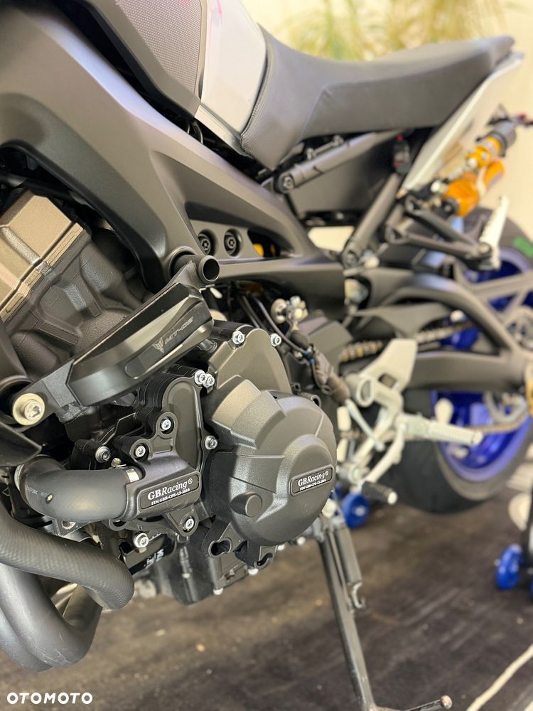 Yamaha MT - 18