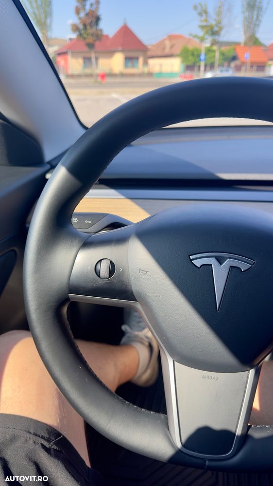 Tesla Model 3 Langstreckenbatterie Allradantrieb Dual Motor - 15